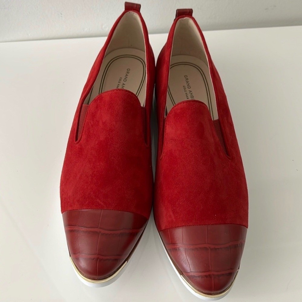 New COLE HAAN Grand Ambition Suede Slip-On Red Size 8.5 B